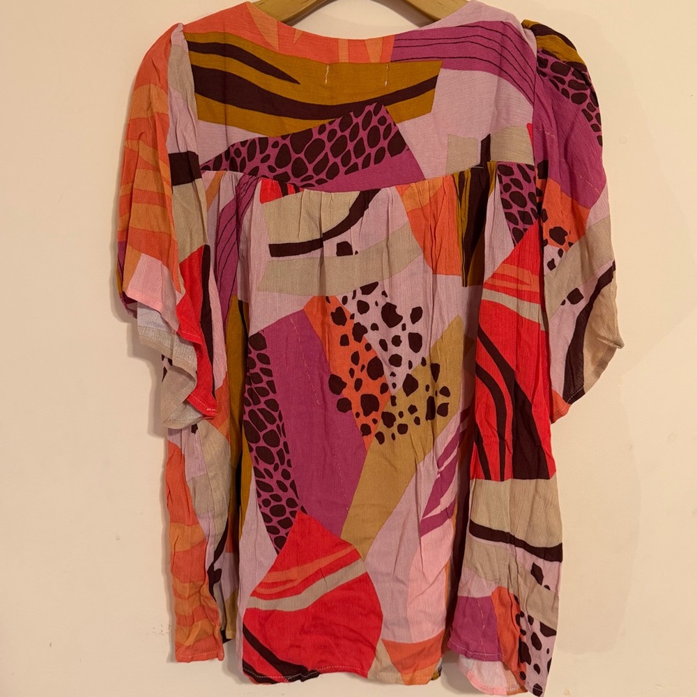 NWT Mixed Print Top - Picture 4 of 6